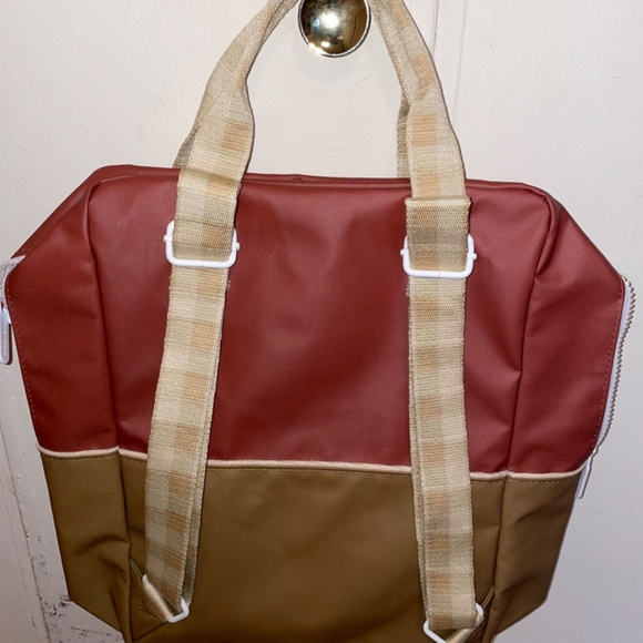 Rust Backpack - Picture 2 of 3